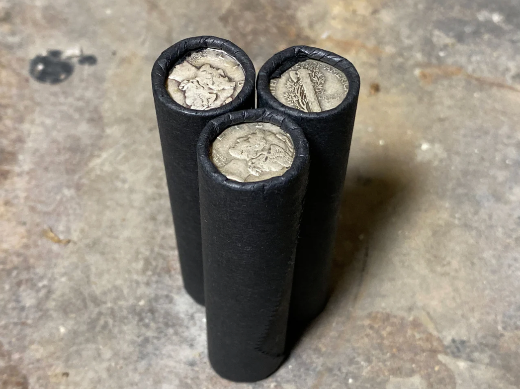 1 SILVER MERCURY DIME showing on vintage unsearched old black wheat penny roll u