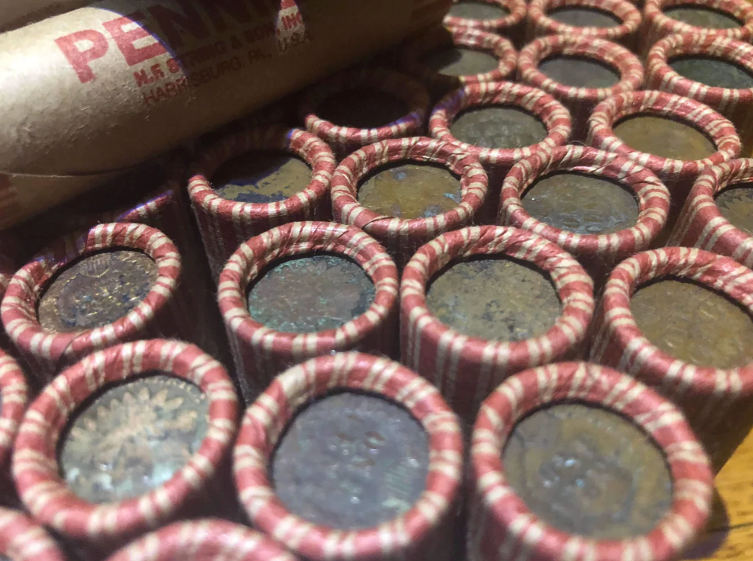 TIGHTLY CRIMPED ROLLS OF OLD UNITED STATES WHEAT & INDIAN HEAD CENTS