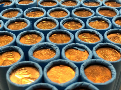 Blue Wheat Penny Rolls with a Brilliant Uncirculated Wheat Cent Ender 